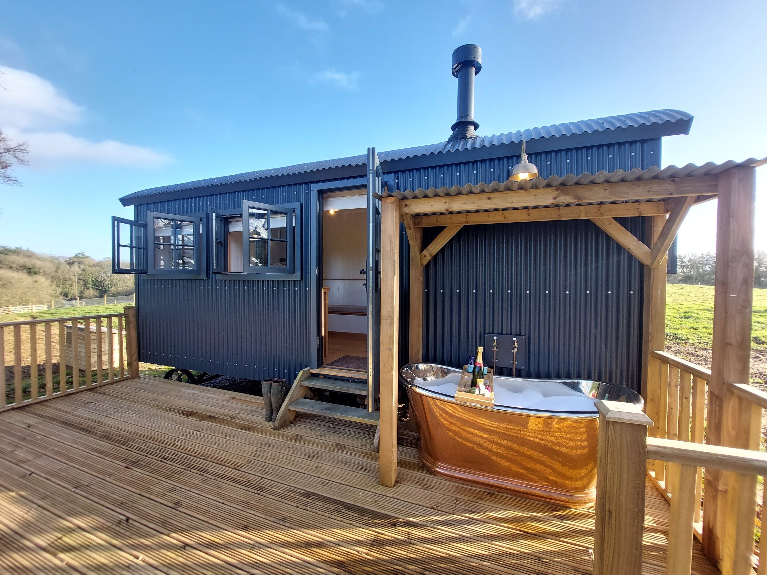 Wheatsheaf Farm Shepherds Hut