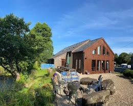 Happy Horse Cottages — Group Accommodation
