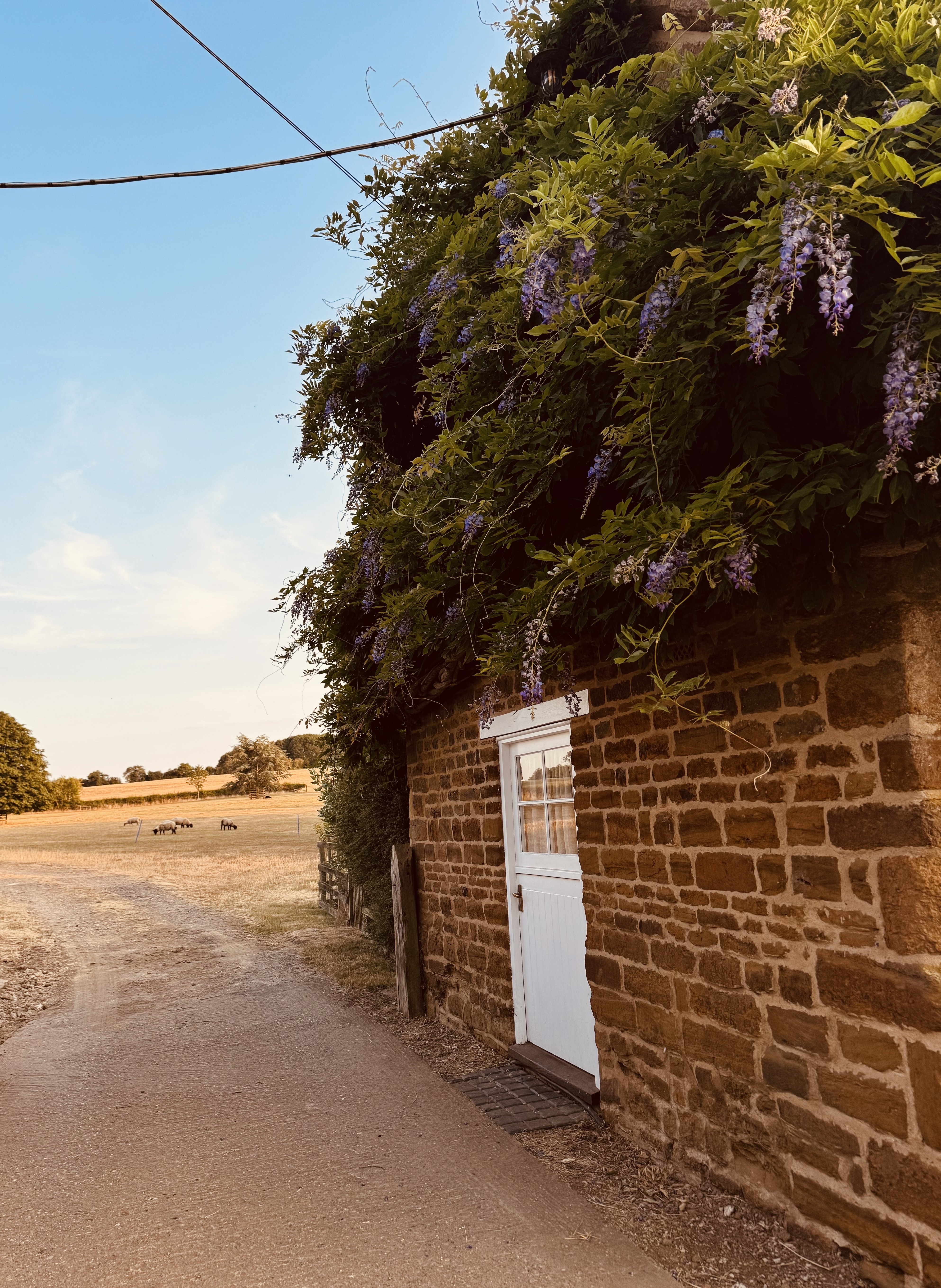 Charming Farm Stay, The Granary