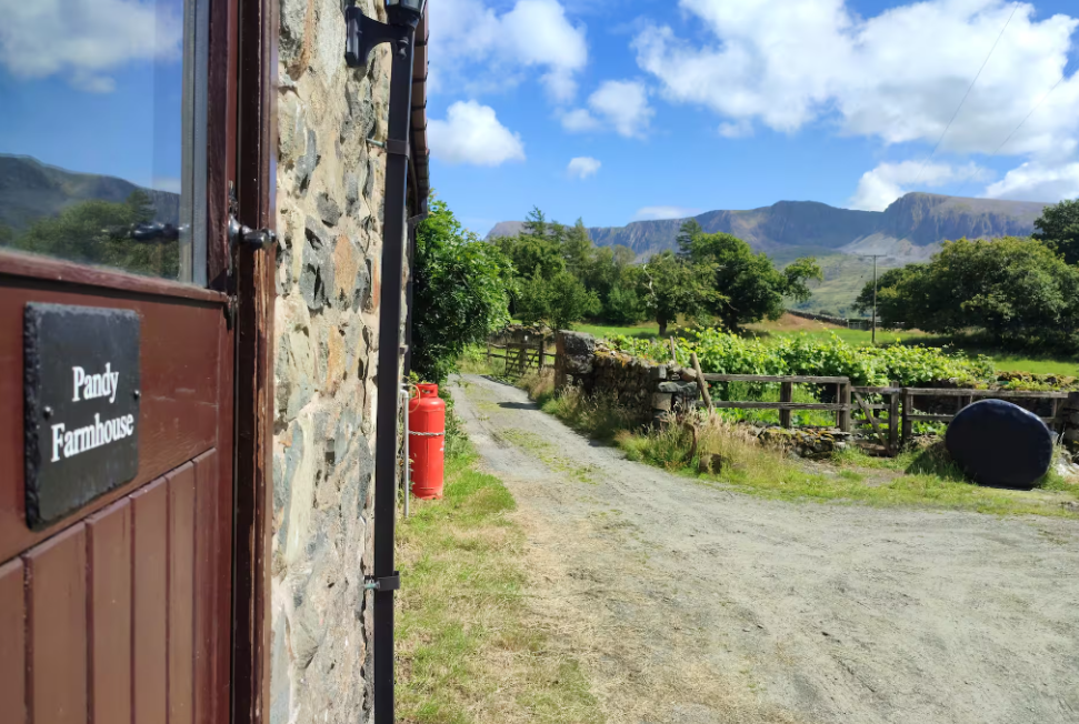 Pandy Farmhouse - at the foot of Cader Idris