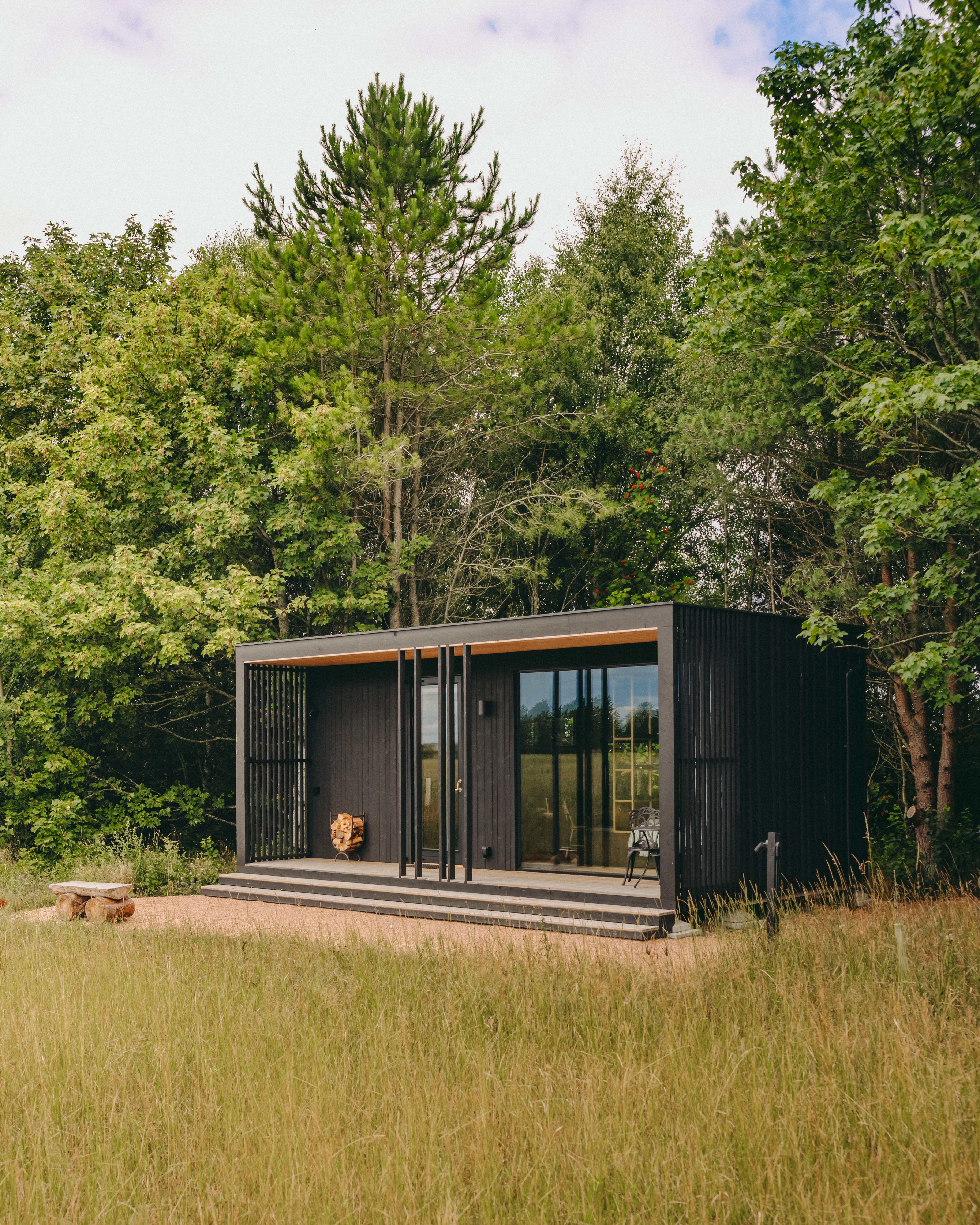 The Rhynd Forest Rooms - Red Squirrel