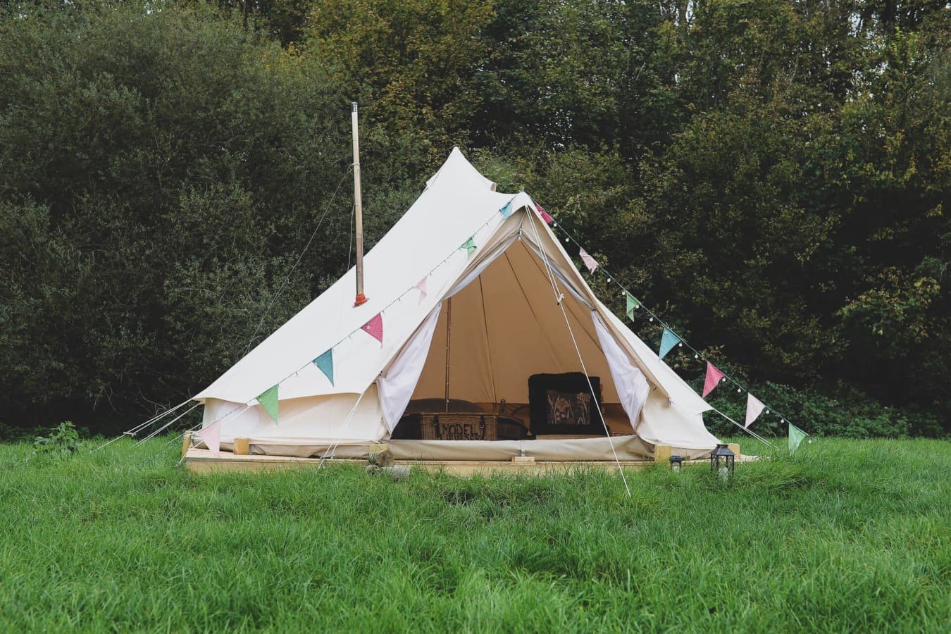 Allan's Farm / Gold Hill Glamping