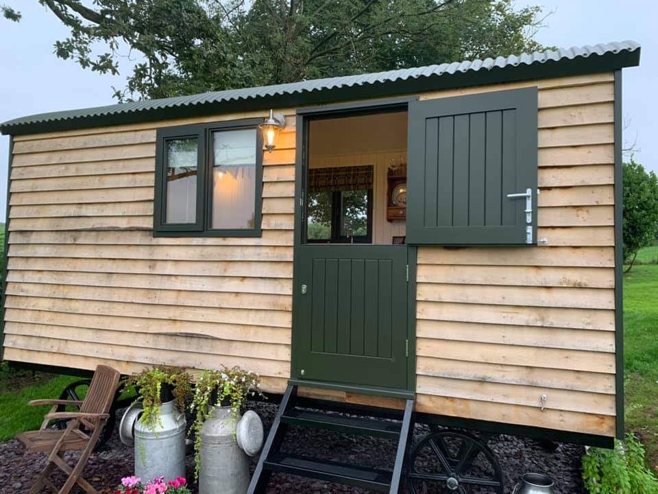 The Woolly Sheep — Shepherd's Huts in West Wales